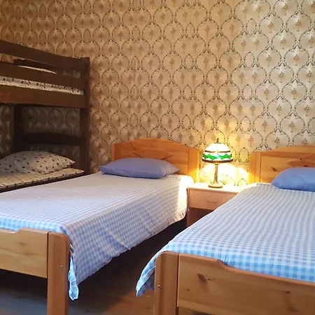 Deluxe In The Center With Balcony Apartment *