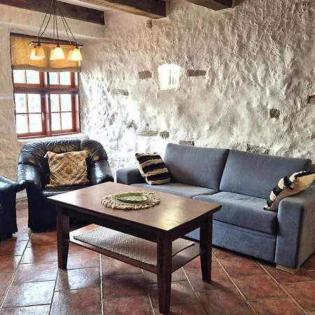 Appartamento Deluxe In The Center With Balcony