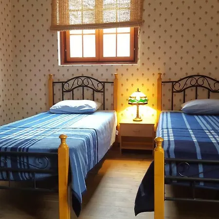 Deluxe In The Center With Balcony Apartment